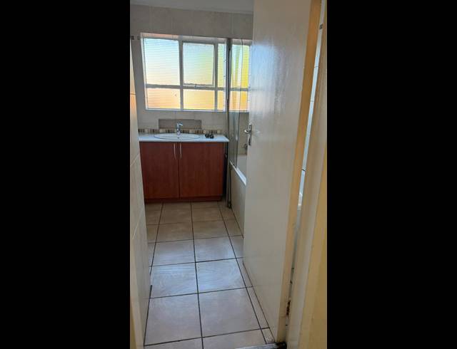 2 BEDROOM APARTMENT TO LET IN CYRILDENE